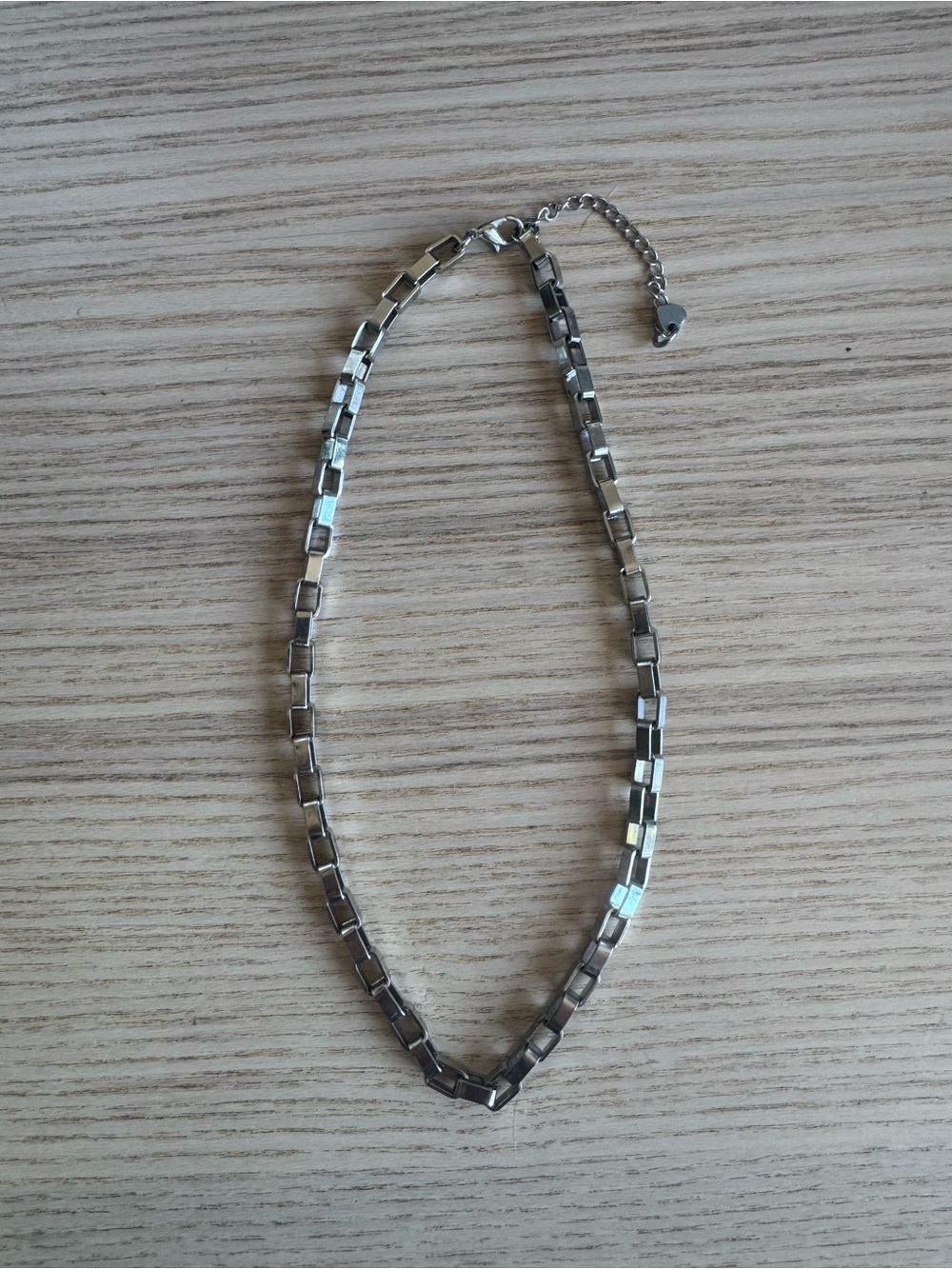 Chain necklace
